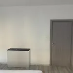 Capital Gate Гостевой дом *