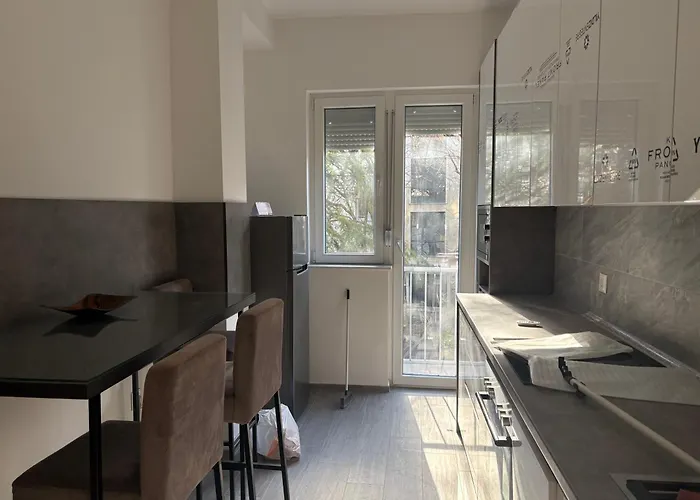 Centre Гостевой дом *